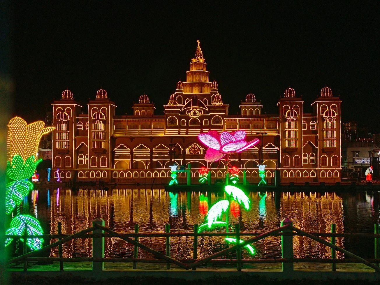 কলেজ স্কোয়ার সার্বজনীন দুর্গোৎসব কমিটি!