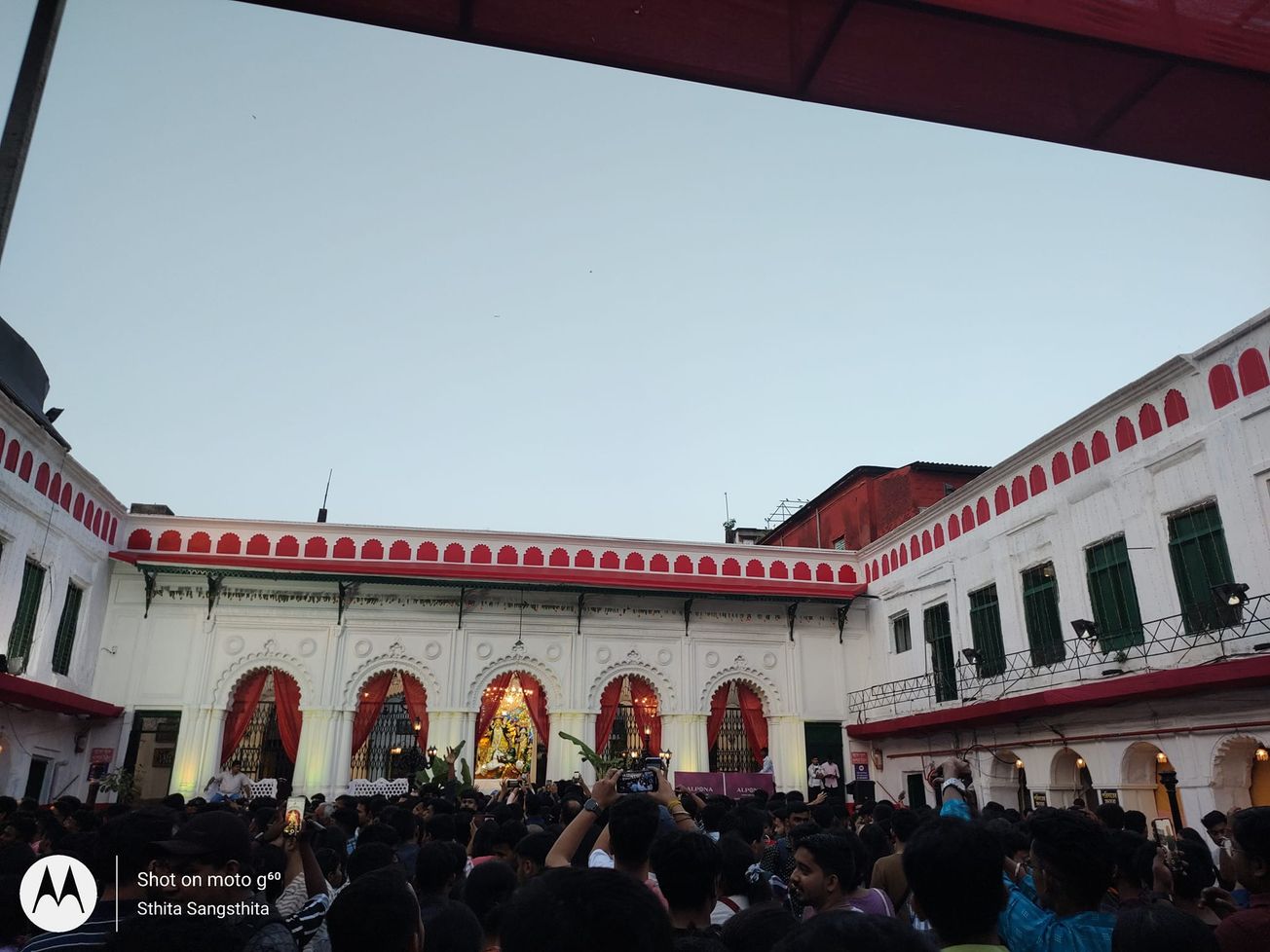 শোভাবাজার রাজবাড়ি সার্বজনীন দুর্গোৎসব!