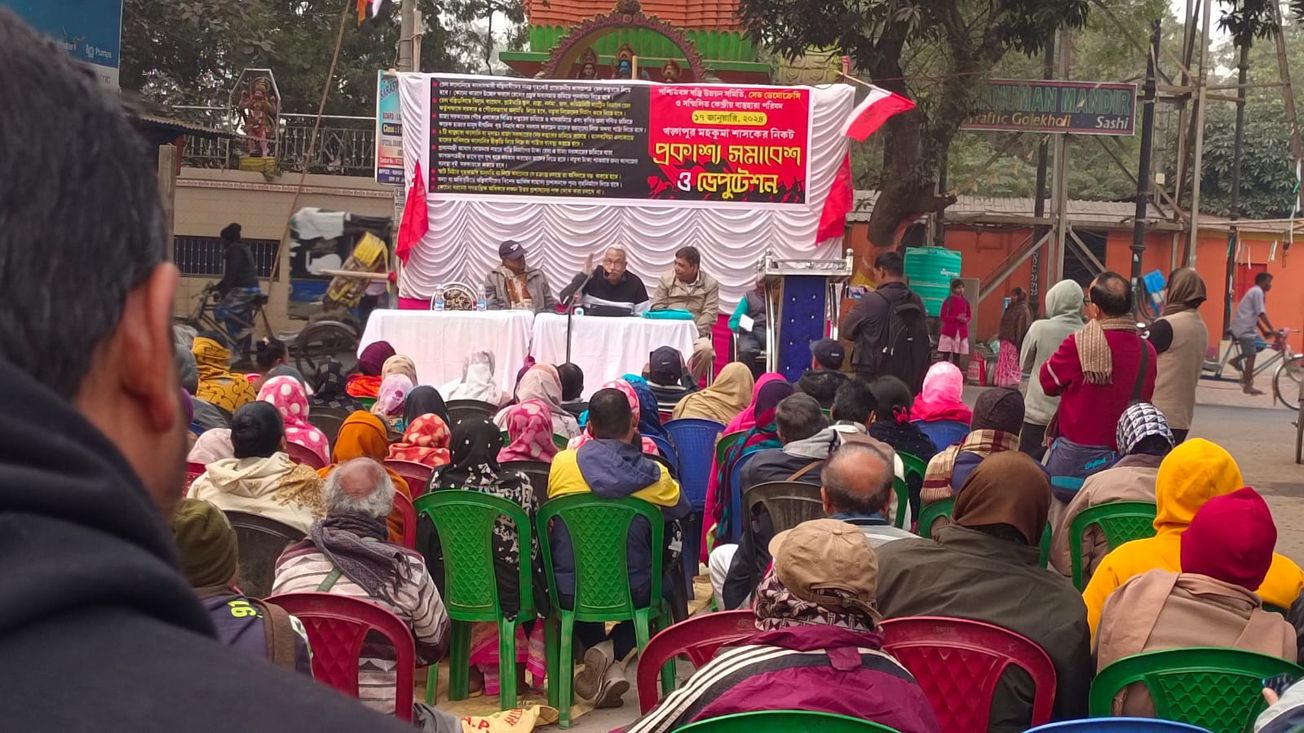 যৌথ উদ্যোগে নানা দাবিতে খড়্গপুর মহাকুমা শাসকের কাছে ডেপুটেশন!