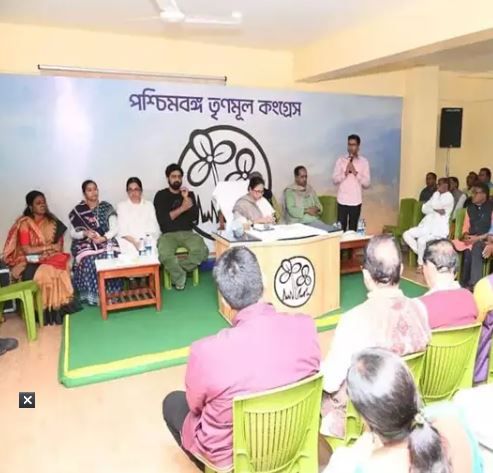 তৃণমূলের মুখপাত্র পদে রদবদল?