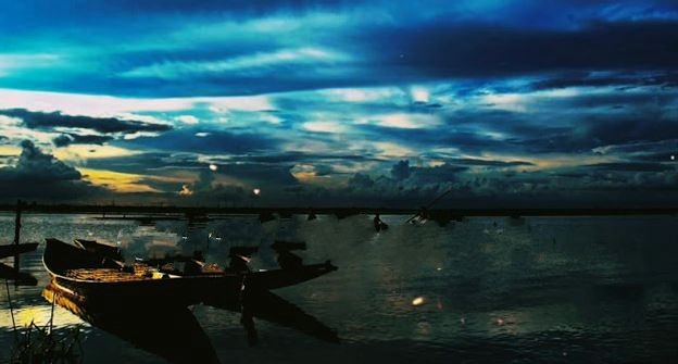 "তুমি ভাসো অন্য জলে" -- মহিবুল আলম