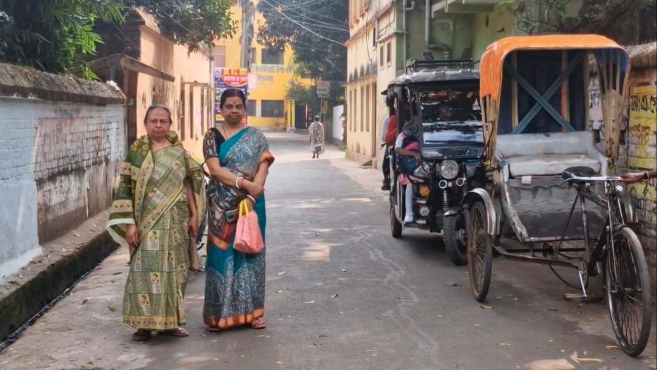 ভর দুপুরে অভিনব কায়দায় ছিনতাইয়ের ঘটনা ঘটে গেল শহর মেদিনীপুরে!