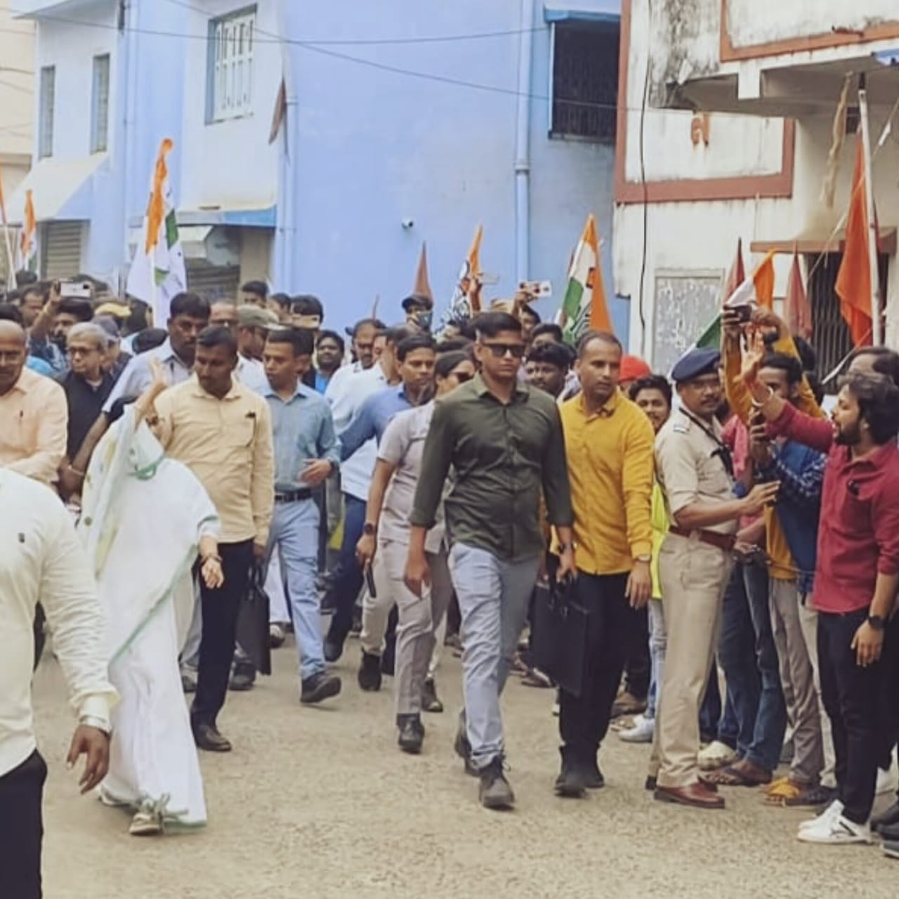 মেদিনীপুর শহরে এসেছেন রাজ্যের মুখ্যমন্ত্রী মমতা বন্দ্যোপাধ্যায়!