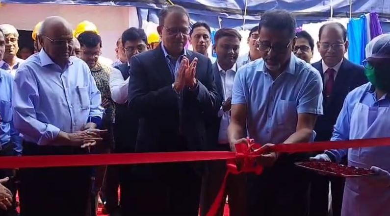 হলদিয়া পেট্রোকেমিক্যালস শিল্প কারখানার উদ্বোধন করলেন পূর্ব মেদিনীপুরের জেলাশাসক !