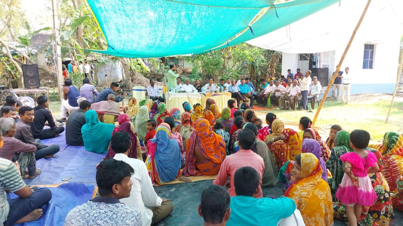 গবেষকের হাত ধরে জাতিগত শংসাপত্র লাভের আশায় দেশের বিরলতম সম্প্রদায় শিয়ালগিরি!