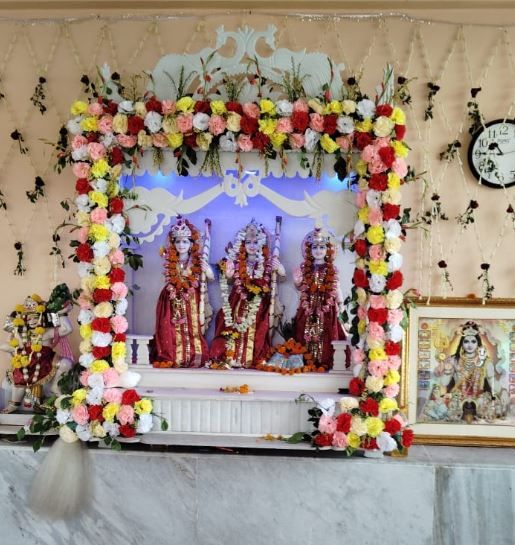 রাম নবমী উপলক্ষে মেদিনীপুর  গান্ধীঘাটে রাম সীতার মন্দির পূজা!