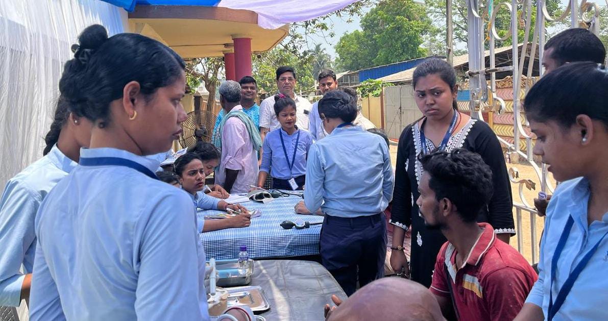 গণপতি বসু জন্ম শতবর্ষ উদযাপন কমিটির উদ্যোগে স্বাস্থ্য পরীক্ষা শিবির ও জলসত্র!