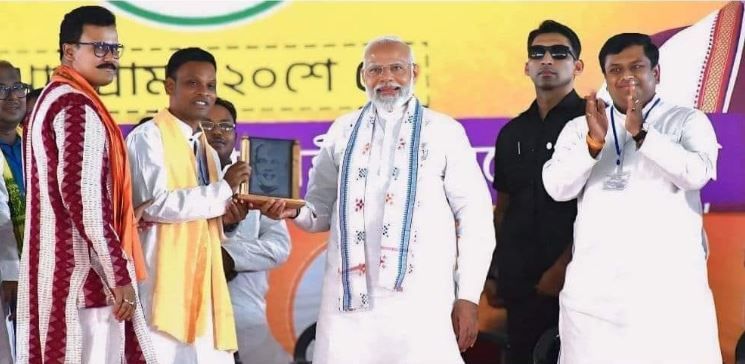 সাধু-সন্তদের নিয়ে তৃণমূল সুপ্রিমোর ‘বিতর্কিত’ মন্তব্যের তীব্র নিন্দা করলেন প্রধানমন্ত্রী!