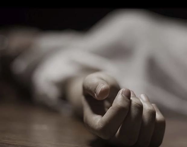 পশ্চিম মেদিনীপুরের মানিকপুর ছেলে বর্ধমান মেডিক্যাল কলেজের অস্বাভাবিক মৃত্যু!