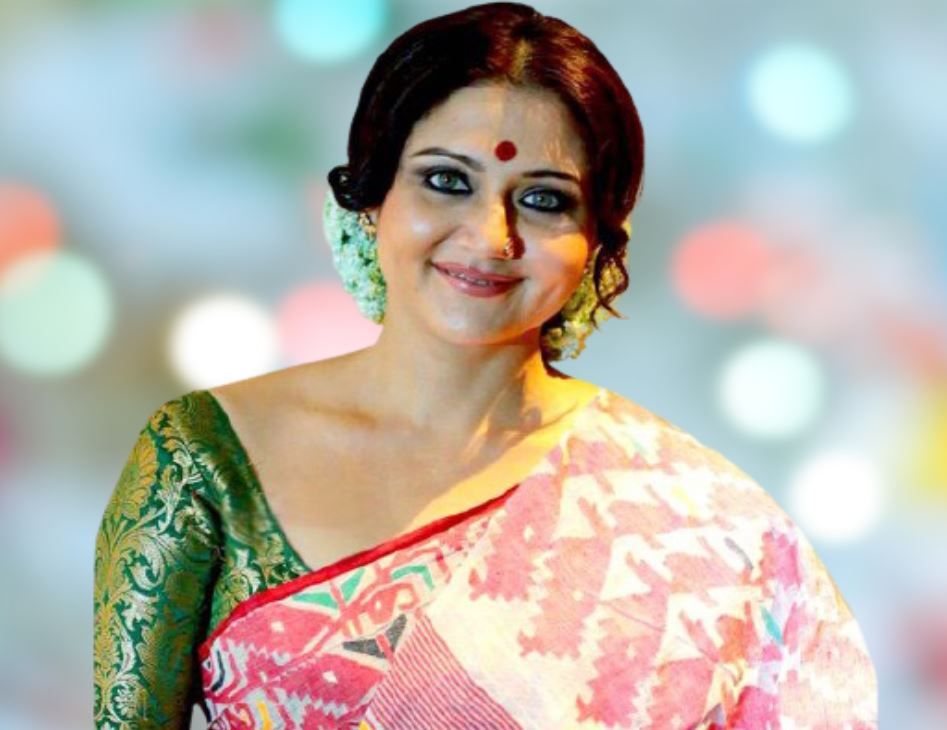 সমাজকে গাছ লাগানোর বার্তা স্বস্তিকার, আপনি কটা গাছ লাগিয়েছেন!