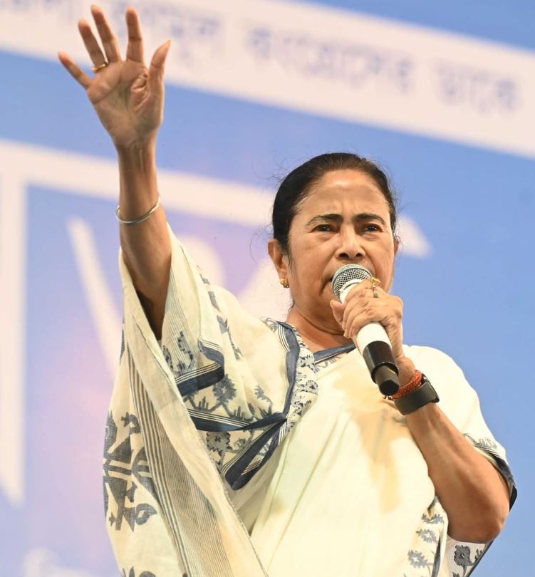 মেদিনীপুরে মুখ্যমন্ত্রীর পদযাত্রা বিকাল সাড়ে ৩টা তে!