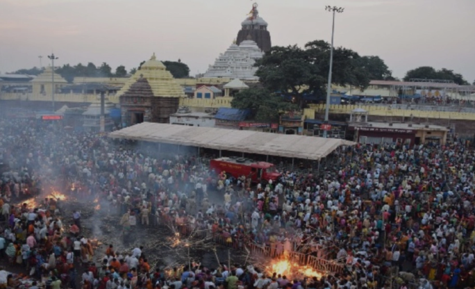 পুরী জগন্নাথের চন্দন যাত্রায় দুর্ঘটনা,শিশু-সহ অন্তত ২৫ জন জখম!
