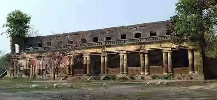 বিরাহিমপুর পরগনার শিলাইদহ সদর কাচারির  রবীন্দ্রনাথ ঠাকুর জমিদার ঘর বিলুপ্তির পথে.......!