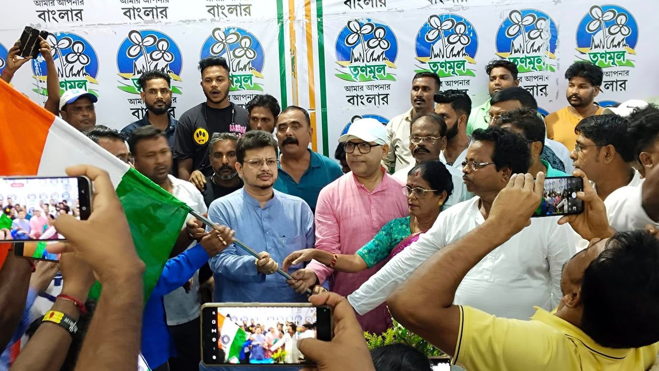 বাম শ্রমিক ইউনিয়নের নেতা আইয়ুব আলীর INTTUC তে যোগদান!