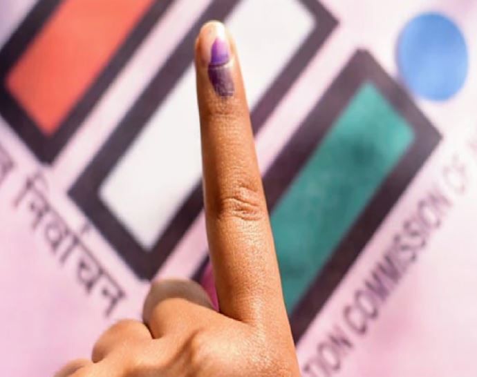 রাত পোহালেই লোকসভা ভোটের গণনা!