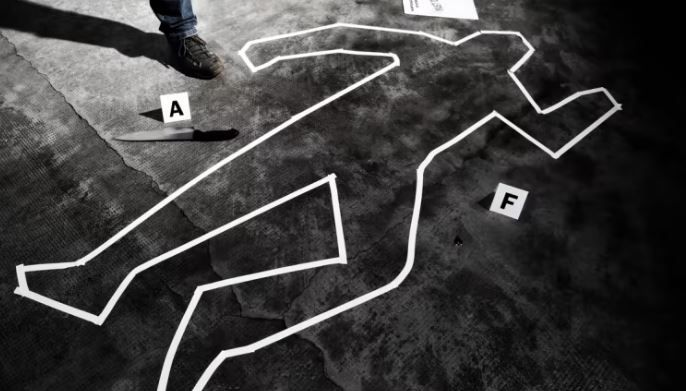 দুষ্কৃতীরা কুপিয়ে খুন করল এক ব্যক্তিকে!