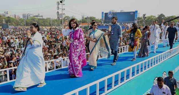 সংসদে বাংলার মহিলা মুখ ১১ জন!