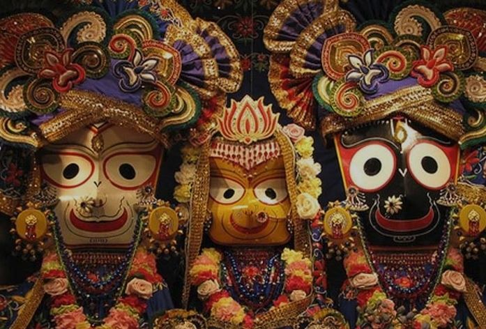 পূর্ব মেদিনীপুর জেলার হলদিয়া মহকুমার মহিষাদলের প্রায় দীর্ঘ ২৪৮ প্রাচীণ জগন্নাথ দেব, মাসির বাড়ি থেকে রথে চড়ে রাজবাড়ীর উদ্দেশ্যে রওনা দিলেন!