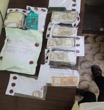 লাখ টাকার জাল নোট সমেত দুর্গাপুরে গ্রেপ্তার!