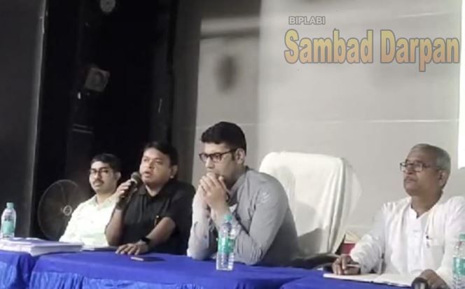 আসন্ন বর্ষায় বন্যা মোকাবিলা ও  বন্যা নিয়ন্ত্রণে জেলা শাসকের বিশেষ বৈঠক ঘাটালে!