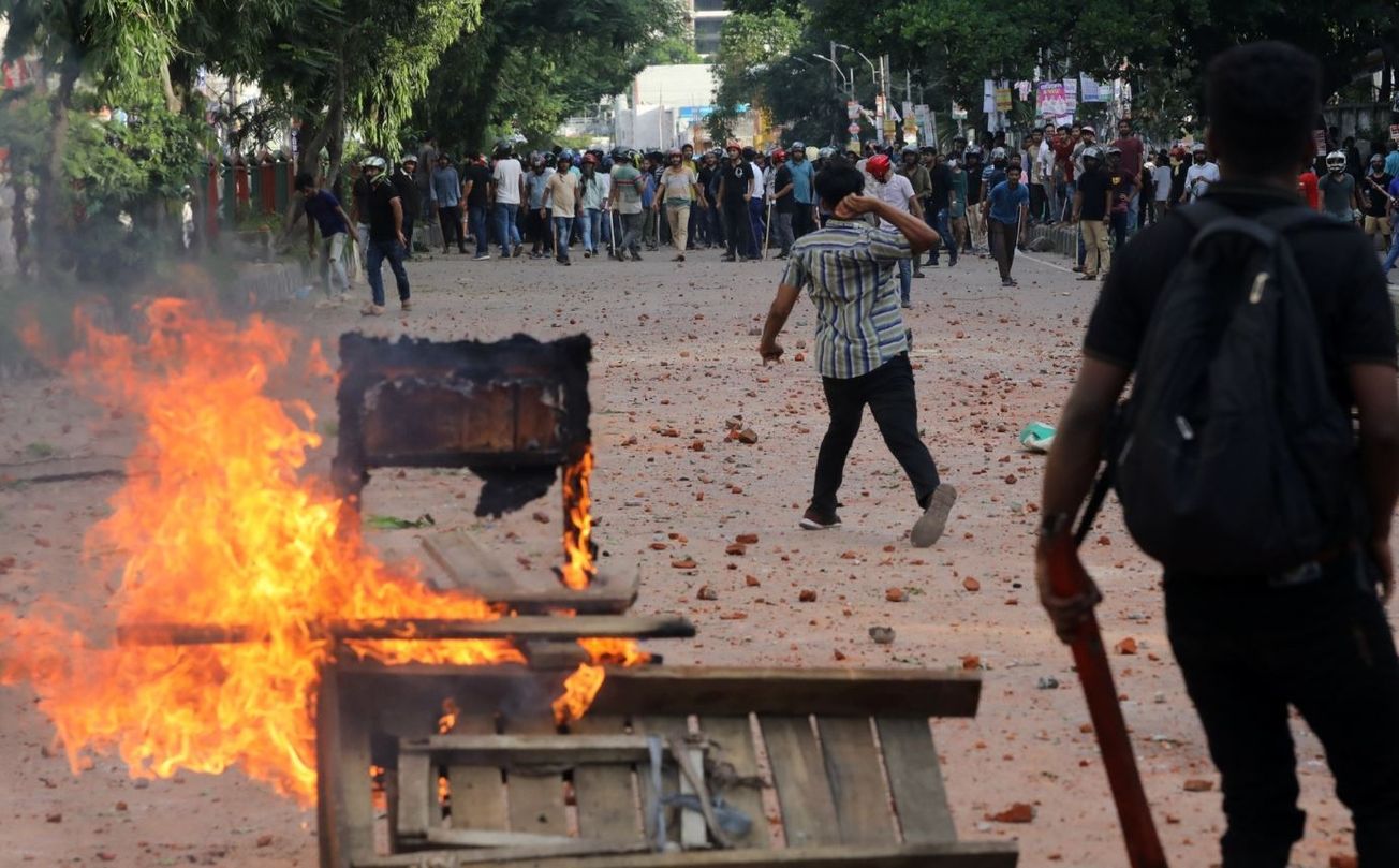 বাংলাদেশে মৃত্যু বেড়ে ১০৫,নামল সেনা!