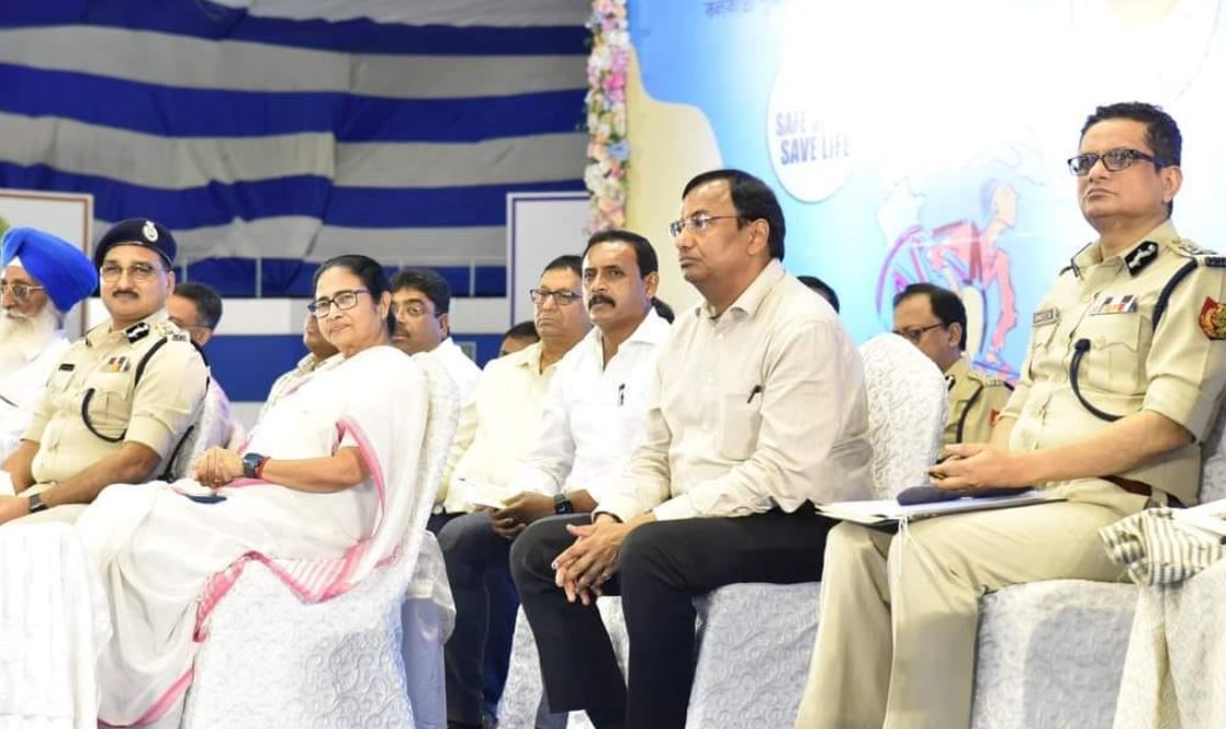 দুর্গাপুজোয় ক্লাবগুলির জন্য ৮৫ হাজার টাকা করে অনুদান!