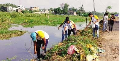 মেদিনীপুর কুইজ কেন্দ্রের উদ্যোগে বীজ বপন ও চারাগাছ রোপণ কর্মসূচি!