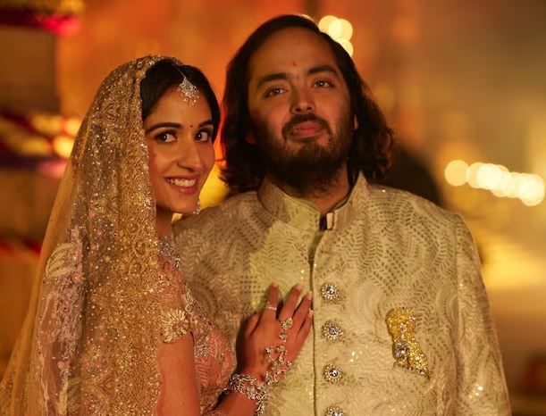 ছেলের বিয়েতে আম্বানি পরিবারের আমন্ত্রণে অতিথি নরেন্দ্র মোদি-সহ একাধিক হেভিওয়েট লোকজনেরা!