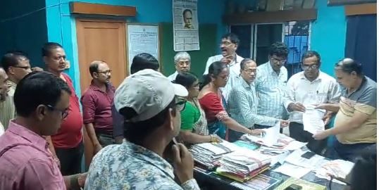 কালা সার্কুলার' প্রত্যাহারের দাবিতে পশ্চিম মেদিনীপুর ডি আই অফিসে এবিটিএ-এর ডেপুটেশন!