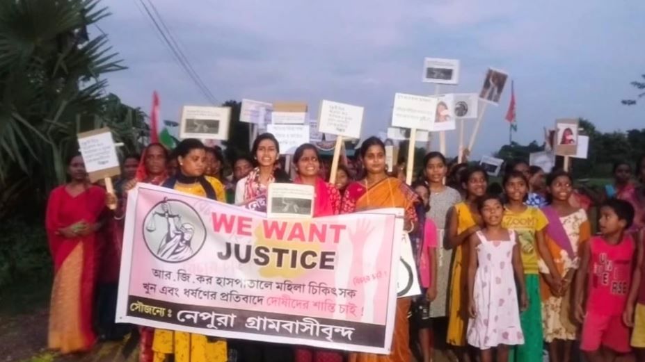 আর জি কর হাসপাতালের চিকিৎসক ধর্ষন ও খুনের প্রতিবাদে নেপুরা গ্রামবাসীবৃন্দ পক্ষ থেকে বিক্ষোভ মিছিল!