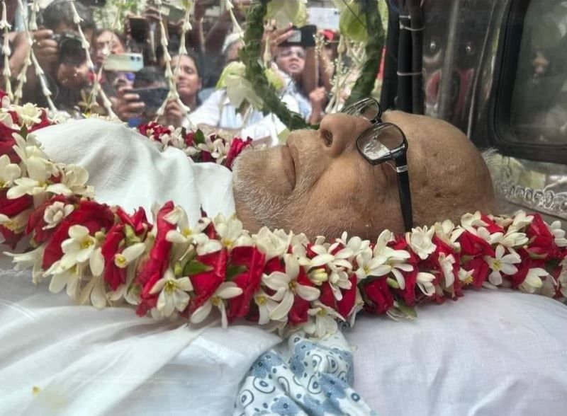 শেষ দেখায় চোখে জল!