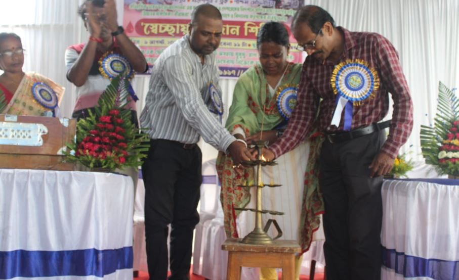 বেনাপুর হাইস্কুলের কন্যাশ্রী ক্লাবের উদ্যোগে রক্তদান শিবির!