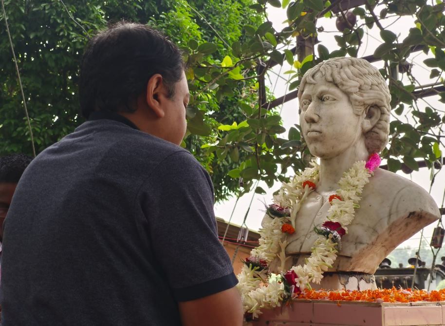 "শহিদ ক্ষুদিরাম" - সুমন বিশ্বাস