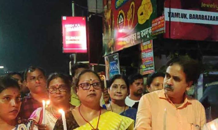 আর.জি.কর মেডিক্যাল কলেজ হাসপাতালের মহিলা ডাক্তারকে খুনের ঘটনার রবিবার তমলুক শহরে প্রতিবাদ মিছিল!