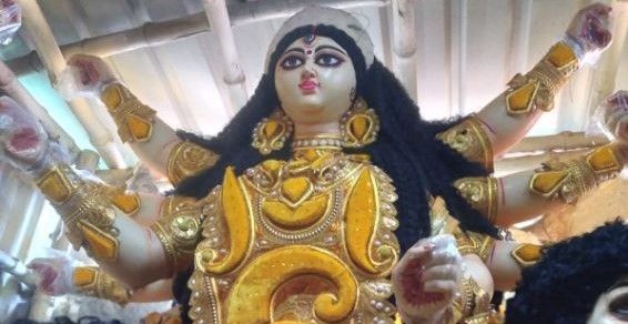 বাঙ্গুর এভিনিউ রেসিডেন্টস অ্যাসোসিয়েশনের ৭০ তম দুর্গাপুজো উদযাপন!