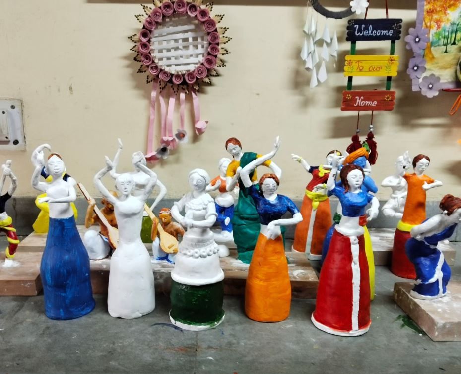 আর্ট ইন এডুকেশন ওয়ার্কশপ ২০২৪ আয়োজিত করলো মুর্শিদাবাদের জওহর নবোদয় বিদ্যালয়ে!