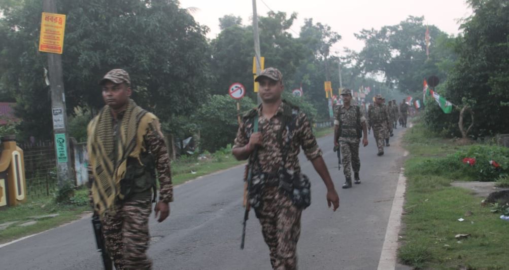 মেদিনীপুর বিধানসভা উপনির্বাচনকে সামনে রেখে জেলায় পৌঁছল ১৬ কোম্পানি কেন্দ্রীয় বাহিনী!
