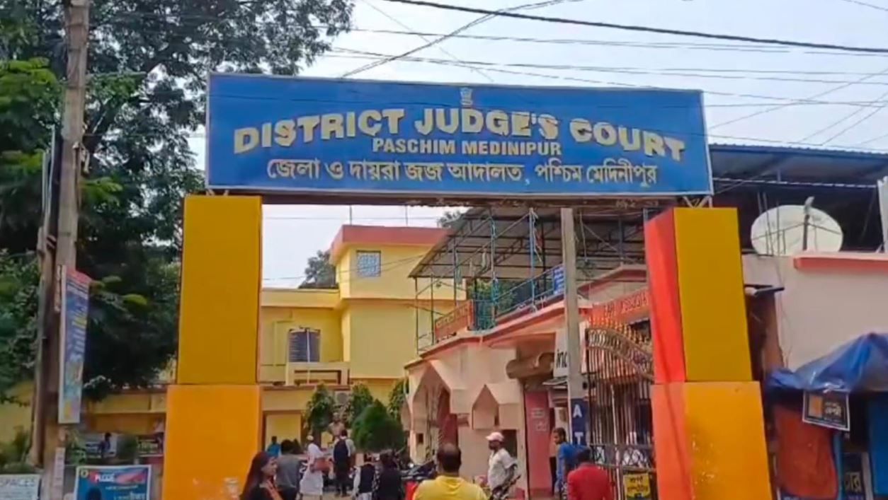 নাবালিকাকে গণধর্ষণের ঘটনায় দুই অভিযুক্তকে ২০ বছরের সশ্রম কারাদণ্ড দিলো মেদিনীপুর জেলা আদালত!