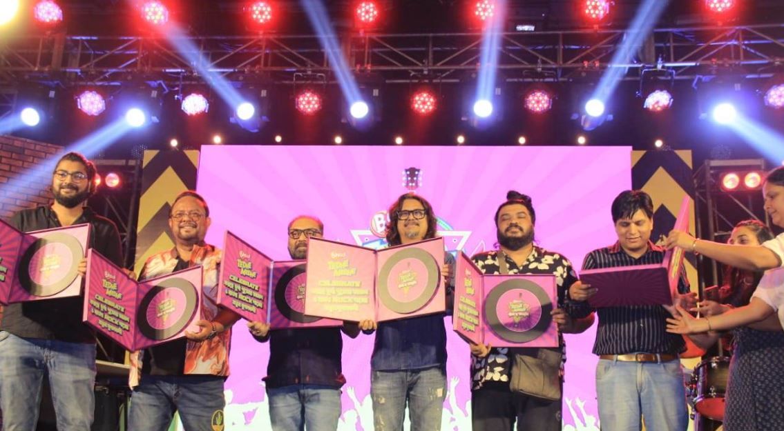 বিঙ্গো তেধে মেধে পুজোর বিশেষ গান ‘রকাঞ্জলি’ প্রকাশ করল!