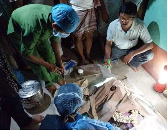 মৃত্যুর পর দুই ব্যাক্তির চক্ষুদান!