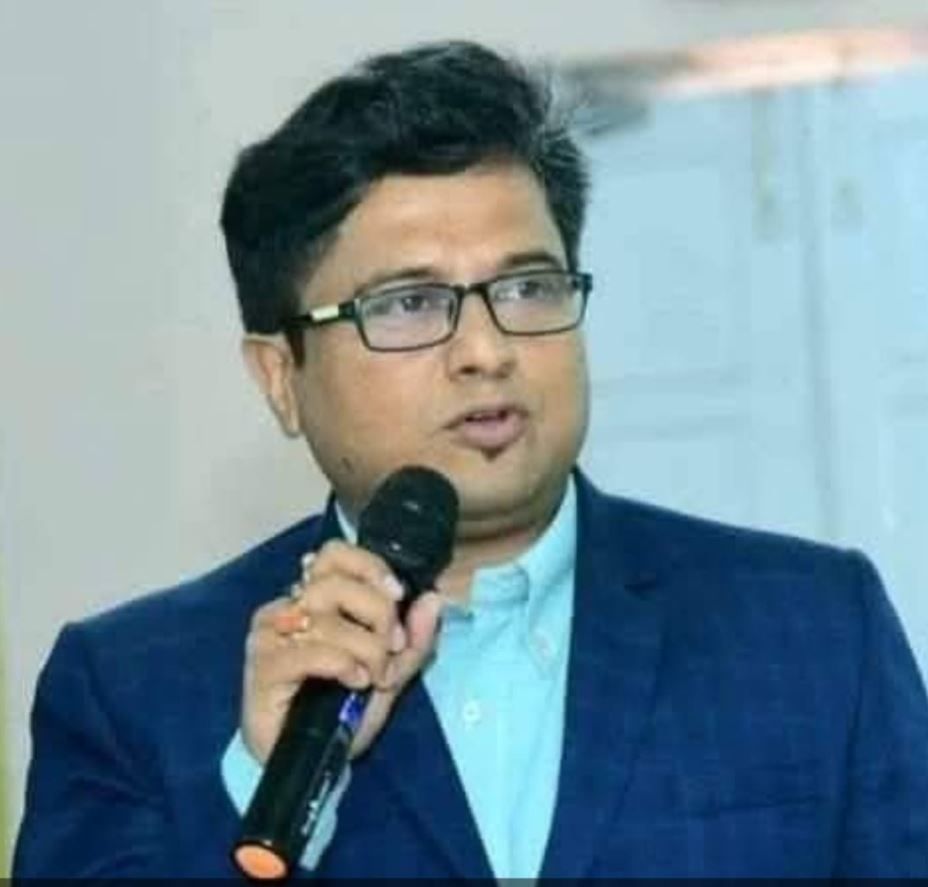 প্রয়াত হলেন  শিক্ষারত্ন শিক্ষক,লেখক, গবেষক, প্রতিবেদক, কুইজ মাস্টার, পরিবেশবিদ, সমাজকর্মী এবং মোটিভেশনাল স্পিকার ডঃ মৌসম মজুমদার!