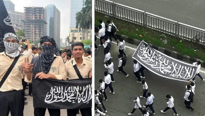 বাংলাদেশে এবার উড়ল আইসিসের পতাকা ও উল্লাস মিছিল!