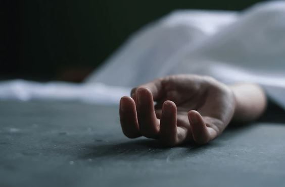 বাঁকুড়া জেলার বিষ্ণুপুরে অফিস থেকে উদ্ধার ব্যবসায়ীর ঝুলন্ত দেহ!