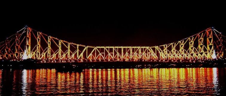 শনিবার রাত সাড়ে ১১টা থেকে  রবিবার ভোর সাড়ে চারটে পর্যন্ত যান চলাচল বন্ধ হাওড়া ব্রিজে!