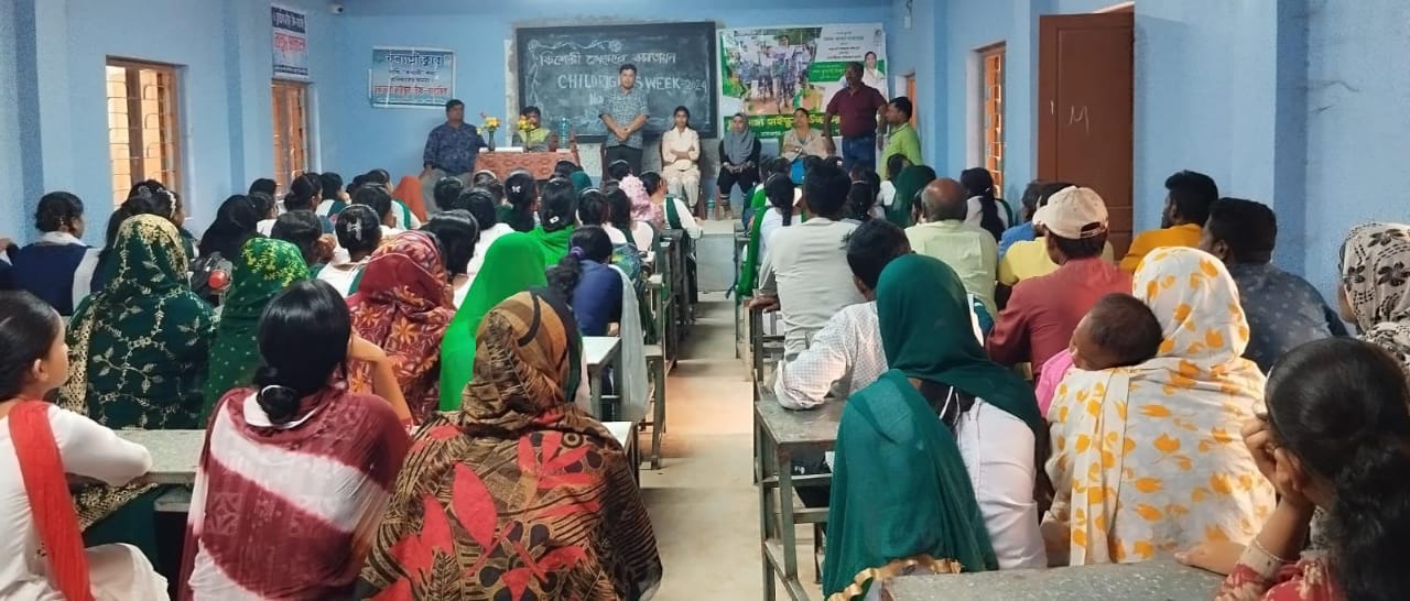 শিশু অধিকার সপ্তাহ উপলক্ষ্যে চুয়াডাঙ্গা হাইস্কুলে আলোচনা সভা!