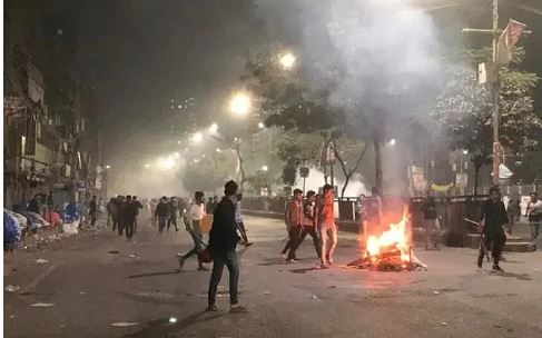 ফের ছাত্র আন্দোলনে উত্তাল বাংলাদেশ!