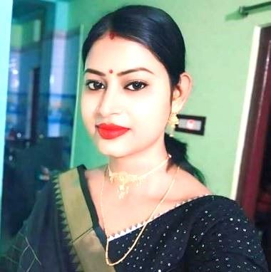 পশ্চিম মেদিনীপুরের কেশিয়াড়িতে দরজা খুলতেই উদ্ধার হল গৃহবধূর ঝুলন্ত মৃতদেহ!