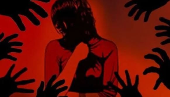 ১১ বছরের ষষ্ঠ শ্রেণির নাবালিকা স্কুলছাত্রীর নাবালিকাকে শ্লীলতাহানি,অভিযুক্ত ব্যক্তির বিরুদ্ধে কড়া শাস্তি দিল ঘাটাল মহকুমা আদালত!.