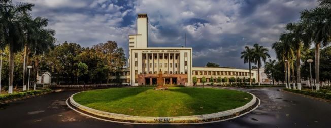 খড়্গপুর আইআইটি রসায়ন বিভাগের জুনিয়র টেকনিশিয়ানের অস্বাভাবিক মৃত্যু!