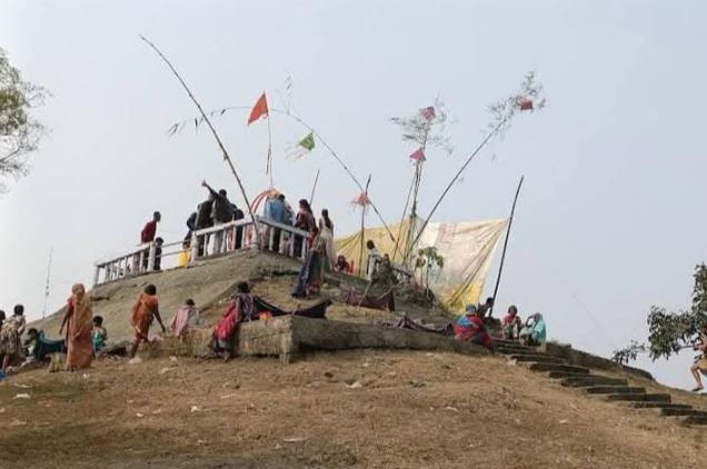 সবং-এর ঐতিহ্যবাহী প্রাচীন তুলসী চারার মেলা!